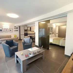 https://orlando-catania-luxury-open-space.catania-hotels.net